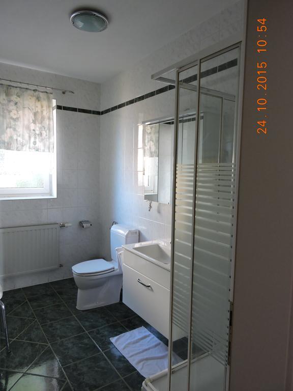 באד וולטרסדורף Gaestehaus Haagen חדר תמונה