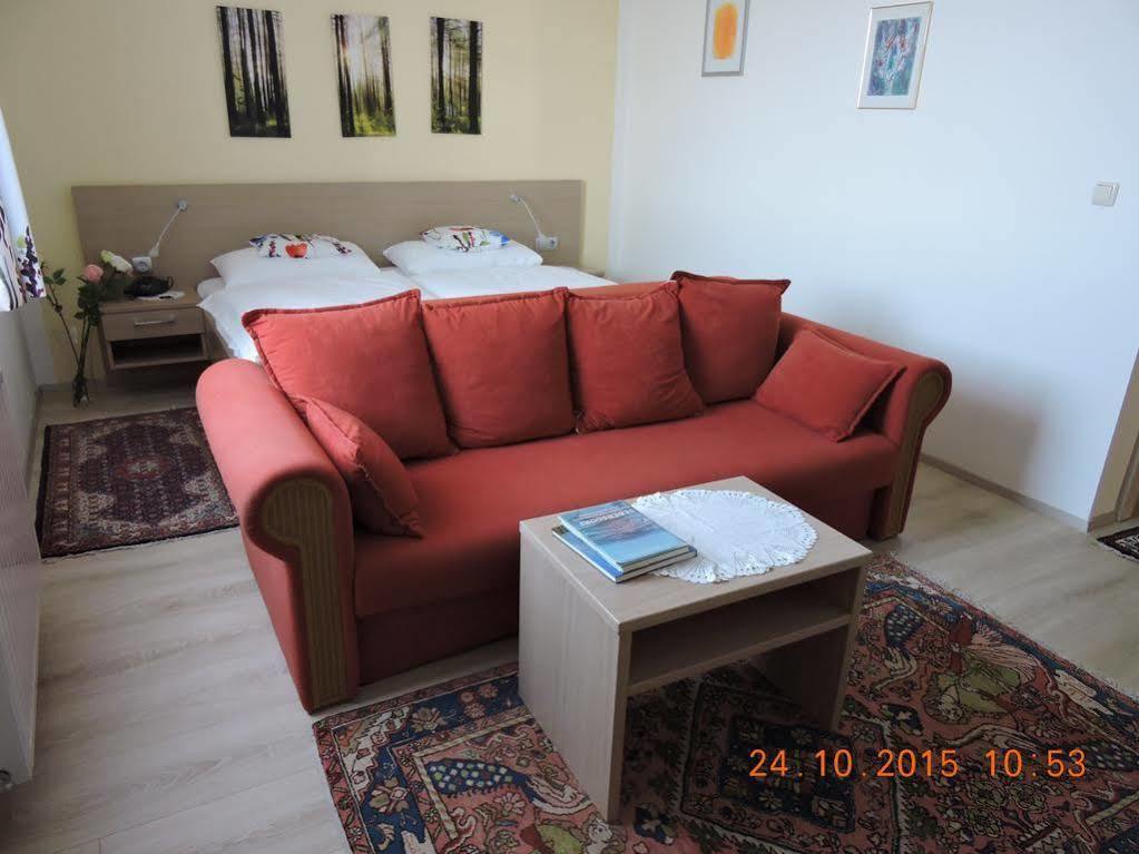 באד וולטרסדורף Gaestehaus Haagen מראה חיצוני תמונה